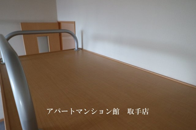 レオパレスルーチェ４の寝室