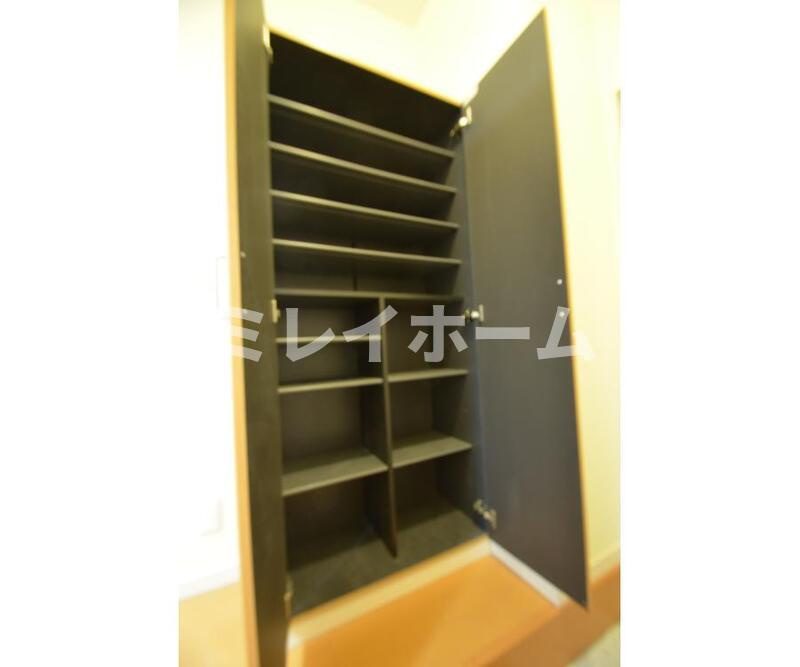リベールメゾンの玄関