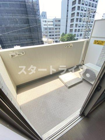 大阪市淀川区木川東４丁目の賃貸マンションのバルコニー