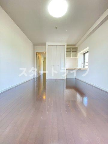 大阪市淀川区木川東４丁目の賃貸マンションの寝室