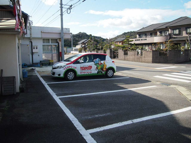 桑谷町 福尾様 貸店舗の駐車場