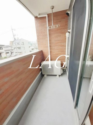 【バルコニー】 | ラフレシール桜 | バルコニーです。