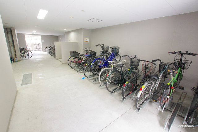 エスリード新大阪SOUTH　仲介手数料無料の駐車場