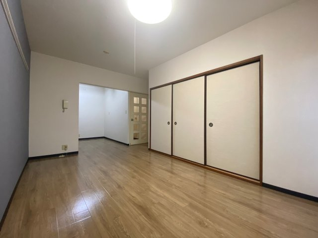 【居間・リビング】