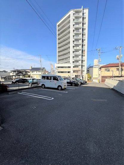 【駐車場】サンシスト　