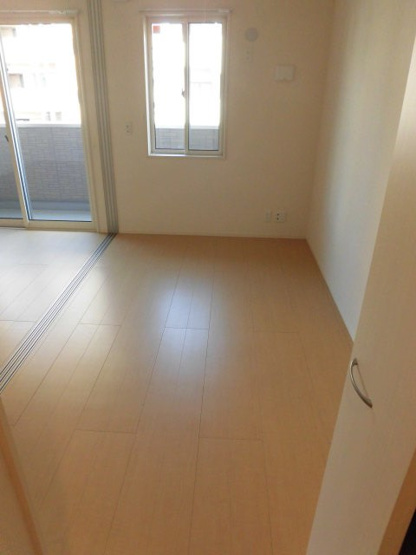 ※同物件別号室参考写真