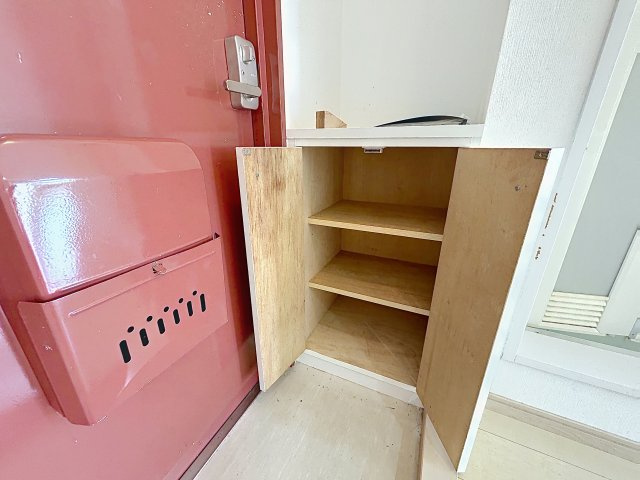 メゾンド橋口の収納|靴箱です