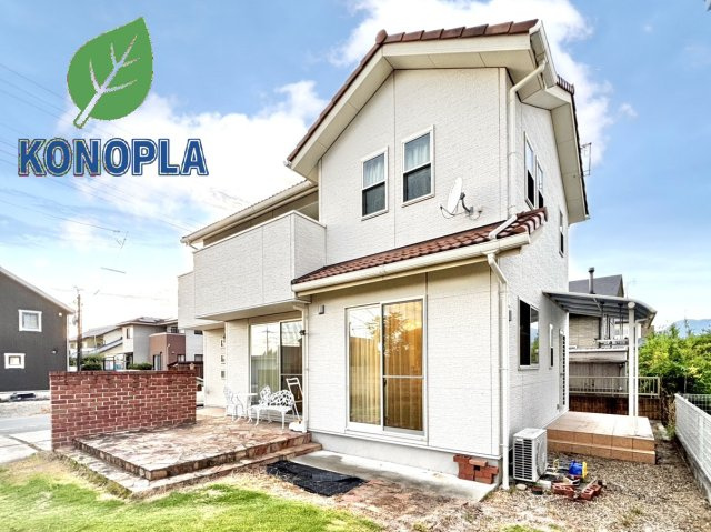 【中古戸建】前橋市堤町の外観|■外観｜特徴のある個性的な住まいと美しい街並み、そして住みやすい環境を、ぜひ現地でご覧になりませんか。お気軽にお問合せください(^^)  