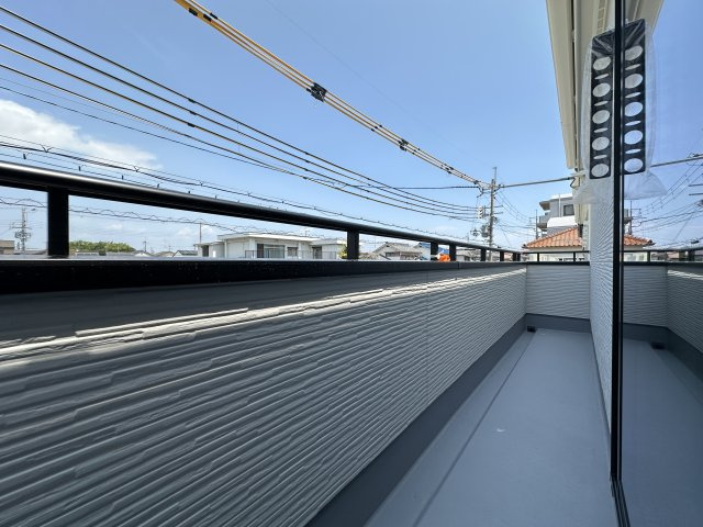 神戸市西区王塚台6丁目新築戸建１号棟のバルコニー