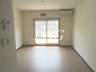 【居間・リビング】 | コトー三田 | 洋室のお部屋です。