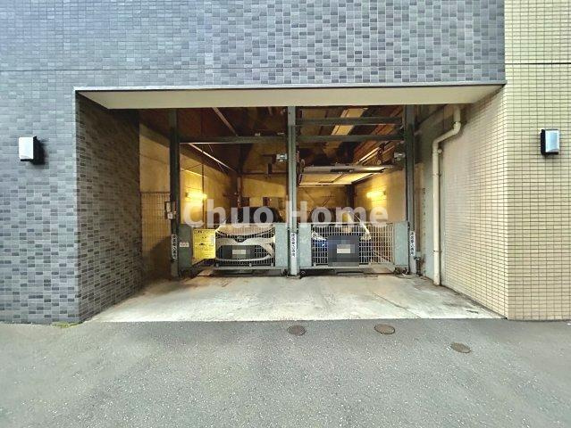 レーベンリヴァーレクロス東京の駐車場|【敷地内駐車場】最新の空き状況や費用などの詳細は担当スタッフまでお問い合わせください。