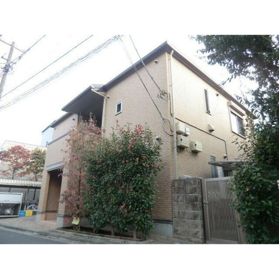 【外観】 | フロインデB棟 | 落ち着いた雰囲気。