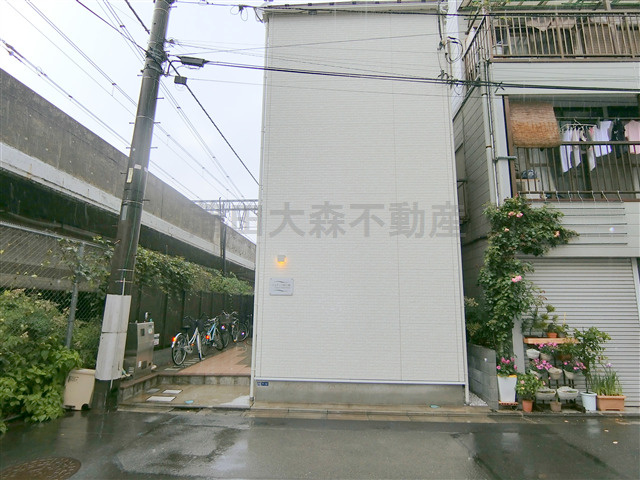 ジョポック仲六郷の外観