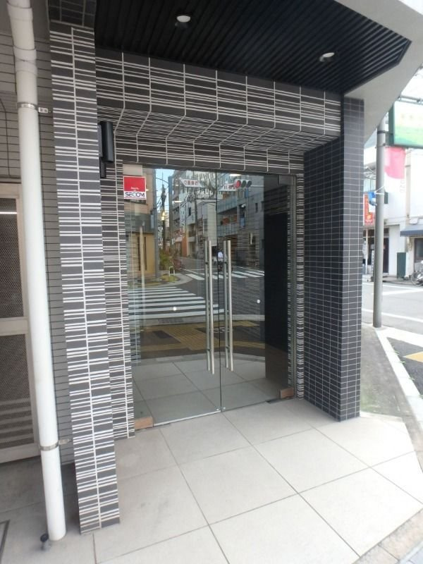 ＸＥＢＥＣ滝野川のエントランス