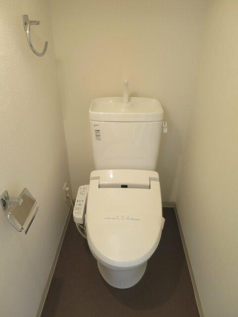 ＲＩＳＥＳＴＡＧＥ　ＭＡＧＯＭＥのトイレ|清潔感のあるトイレです