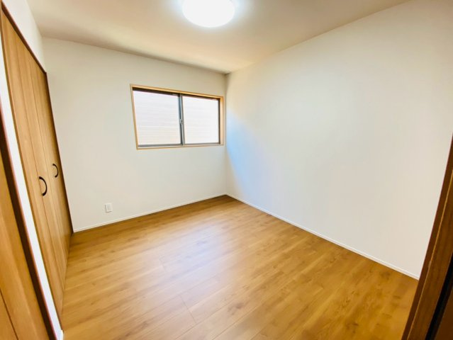 南区白藤１丁目／３号棟の洋室