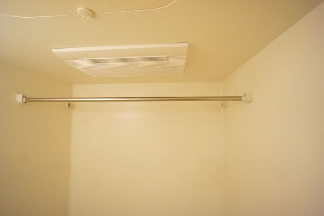 【設備】 | グランドパレス堀越 | 浴室乾燥機付き！