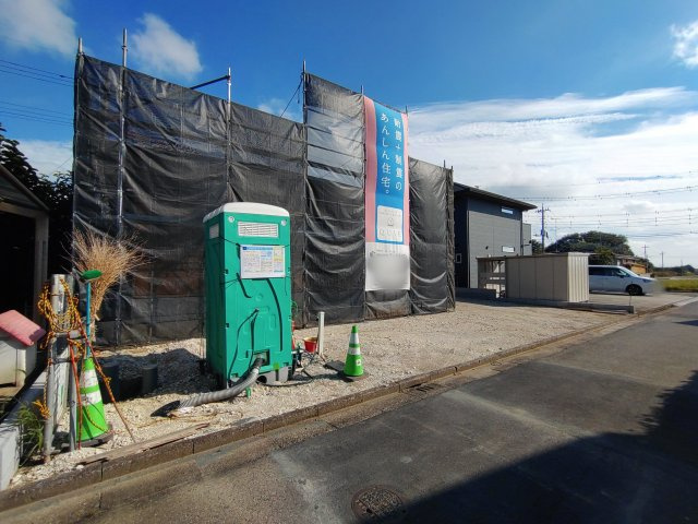新築戸建・新築建売　太田市南ヶ丘町第3　尾島小学校・尾島中学校の前面道路含む現地写真