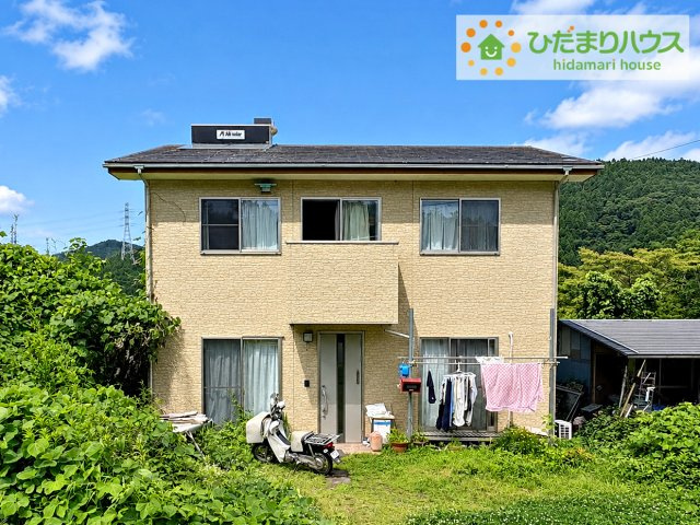 日立市下深荻町　中古戸建の外観|白を基調とした明るい印象を受ける外観です！