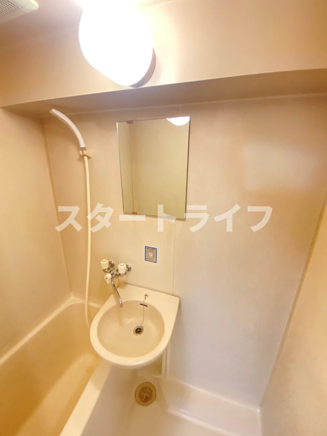 大阪市東淀川区西淡路５丁目の賃貸マンションの独立洗面台