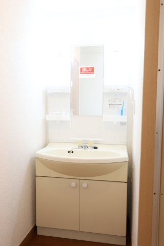 シティハイツ東村山の独立洗面台
