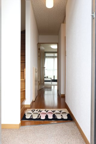 シティハイツ東村山の玄関