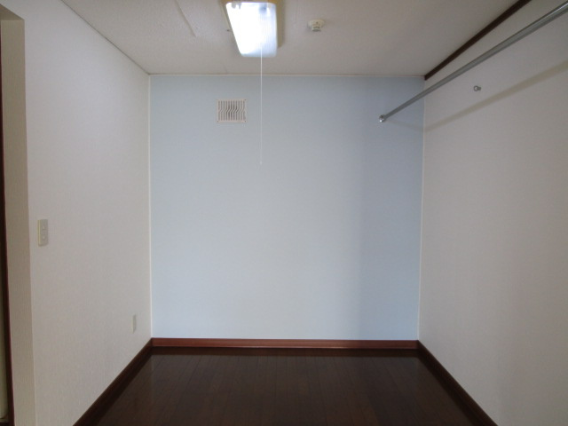 パークサイド貴の洋室