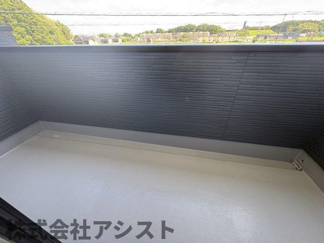飯塚市花瀬1期のバルコニー|お洗濯にも便利なバルコニー付き