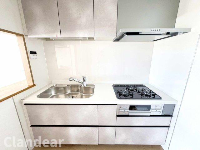 ライオンズシティ松戸のキッチン|ドキドキの新生活も、安心してスタート。ぴったりの住まいを見つけませんか？クランディアが一緒に住まい選びをサポートします‼　まずは、お気軽にお問合せください　＃クランディア
