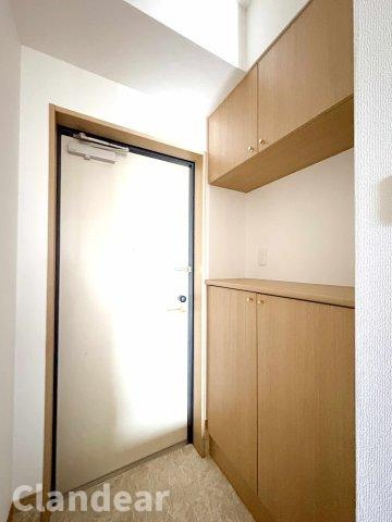ライオンズシティ松戸の玄関|ドキドキの新生活も、安心してスタート。ぴったりの住まいを見つけませんか？クランディアが一緒に住まい選びをサポートします‼　まずは、お気軽にお問合せください　＃クランディア