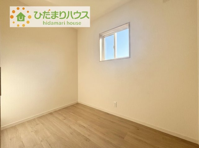 【収納】 | つくばみらい市伊奈東　新築戸建 | 掃除機や買い溜めしたい日用品をしまうのに便利です！