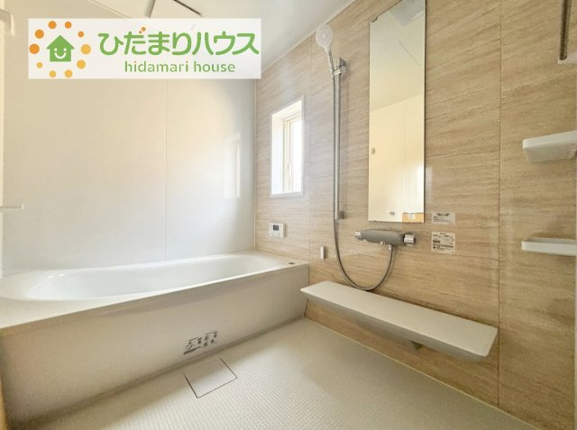 【浴室】 | つくばみらい市伊奈東　新築戸建 | 大人が足を伸ばしても十分な広さ！一人でゆっくりくつろぐ時間も大切です！
