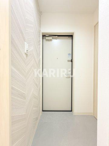 フォレストクリエオーレ諸口の玄関