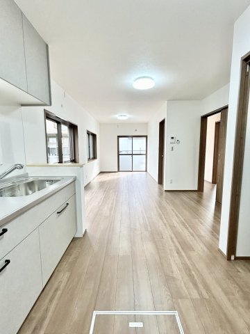 【居間・リビング】 | 中古一戸建　高知市弥生町