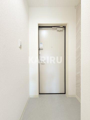 フォレストクリエオーレ諸口の玄関