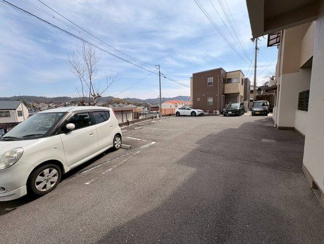 オルボス壱分の駐車場