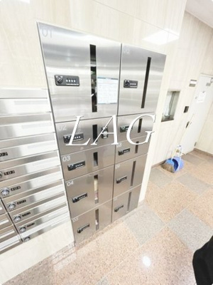 【その他共用部分】 | ヴェルセ用賀 | 宅配ボックスです。