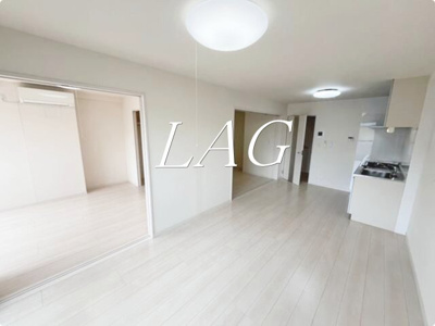 【居間・リビング】 | ヴェルセ用賀 | 洋室のお部屋です。