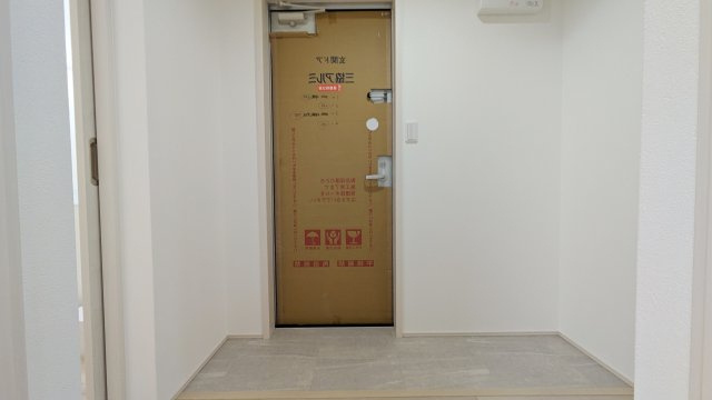 【玄関】