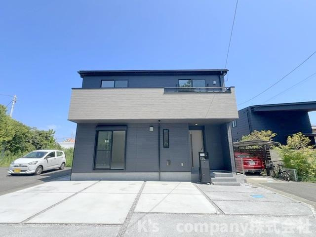 藤沢市辻堂3丁目　新築戸建の外観|外観写真☆3方角地のような開放感があります◇