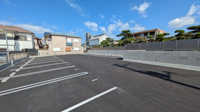 【駐車場】
