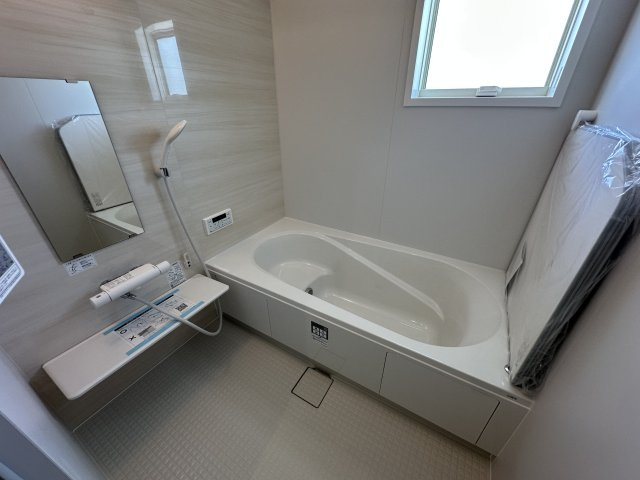 神戸市西区王塚台6丁目新築戸建２号棟の浴室
