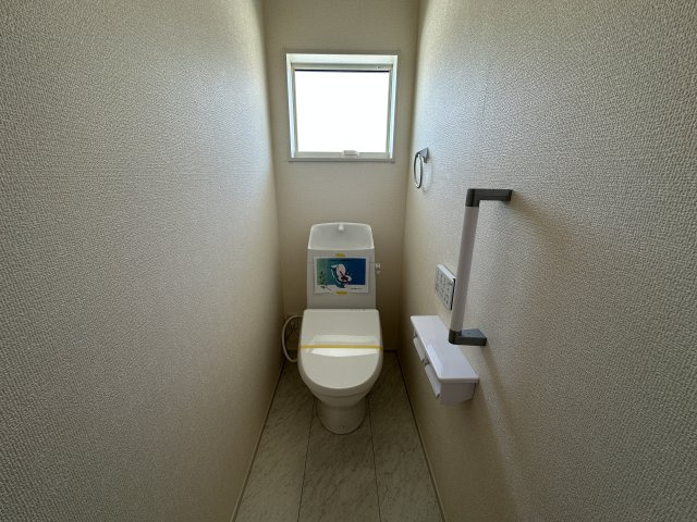 神戸市西区王塚台6丁目新築戸建２号棟のトイレ
