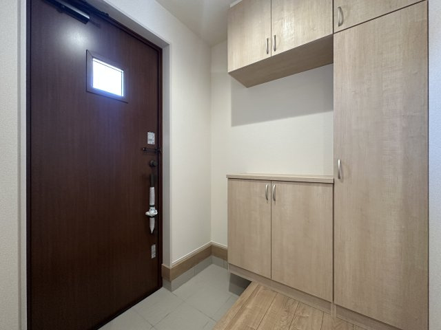 神戸市西区王塚台6丁目新築戸建２号棟の玄関
