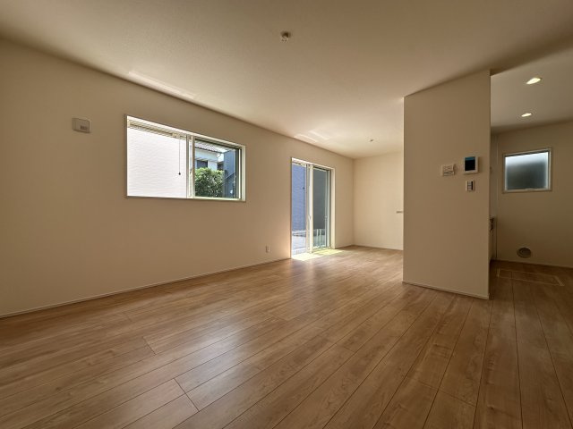 神戸市西区王塚台6丁目新築戸建２号棟の居間・リビング