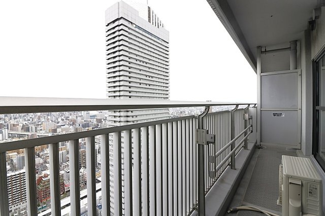 オークプリオタワーのバルコニー