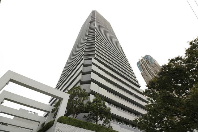 オークプリオタワーの外観