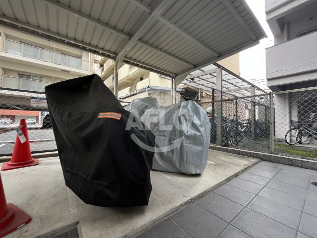 アルバトルナーレ江坂のその他共用部分|バイク置き場