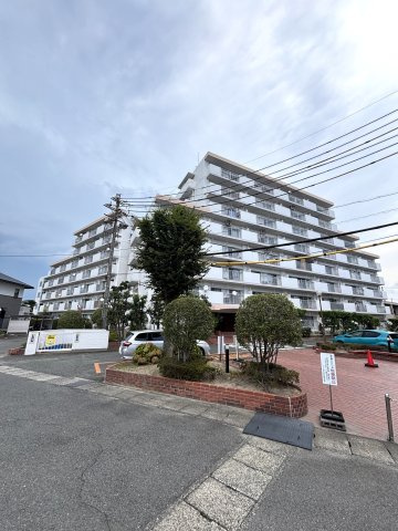 コープ野村半田弐号棟の外観
