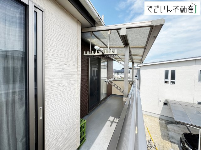 【バルコニー】 | 熊谷市大原1丁目　中古住宅   | 現地(2026年7月撮影)